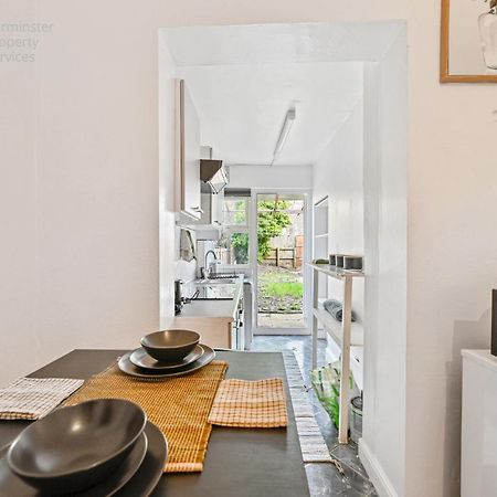 Cosy Tottenham Apartment Sleeps 4 Лондон Екстериор снимка
